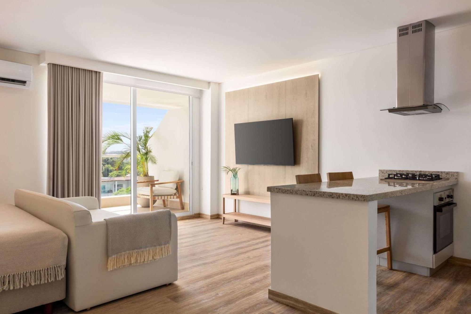 Hotel Wyndham Aluna Santa Marta (Magdalena)