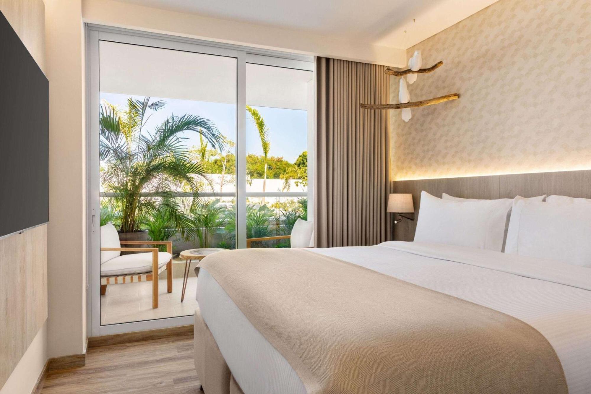 Hotel Wyndham Aluna 5*
