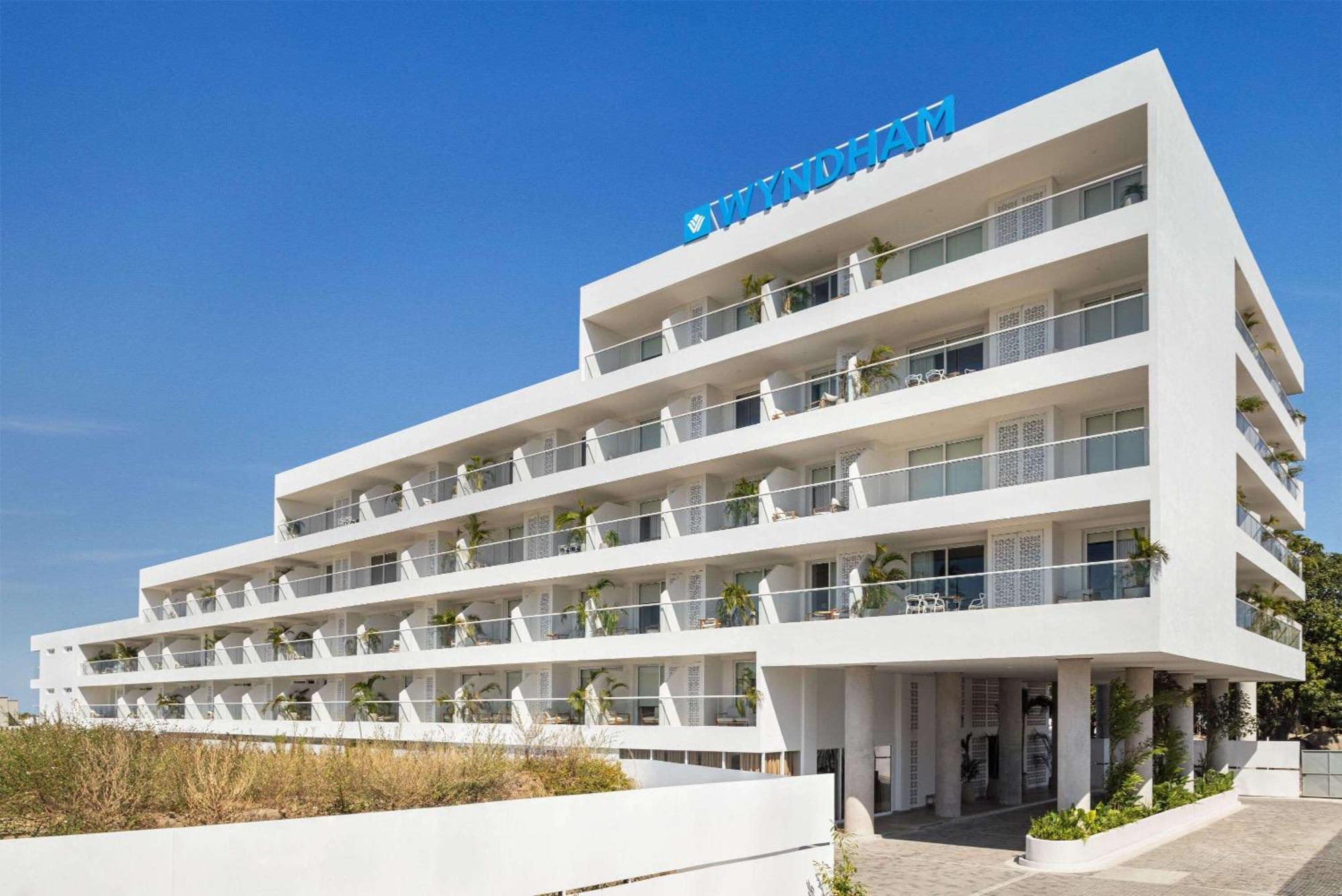 Wyndham Aluna